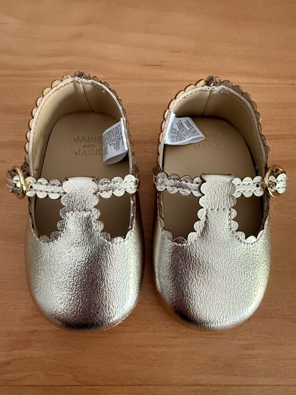 Janie and Jack Metallic Gold Scalloped Mary Jane Baby Shoes
